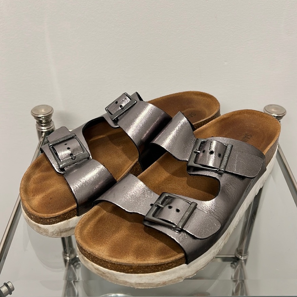 Saint & Sofia Metallic platform Sandals